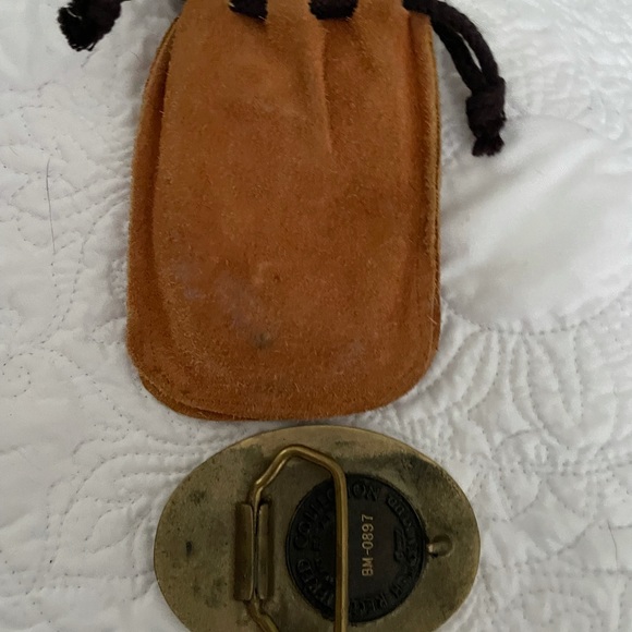 Belt Buckle .. kept in its original bag. - Picture 2 of 2